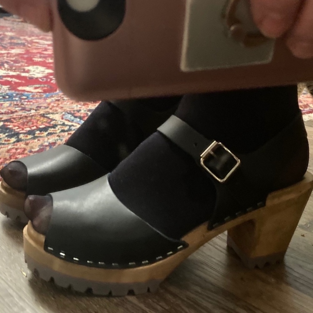 ❤️… MÍA GRETA Black Leather Women's Sandals - Picture 7 of 7